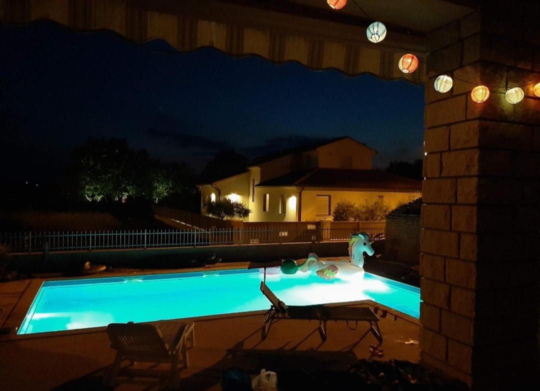 Nice, Cosy Studio Apartment With Shared Outdoor Pool بنجول المظهر الخارجي الصورة