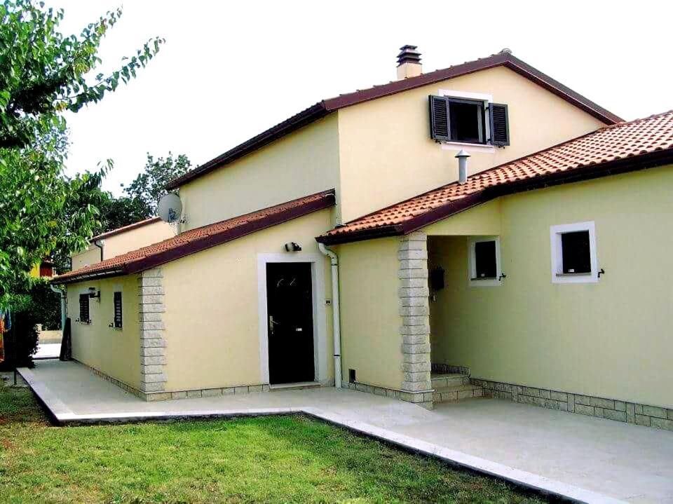 Nice, Cosy Studio Apartment With Shared Outdoor Pool بنجول المظهر الخارجي الصورة