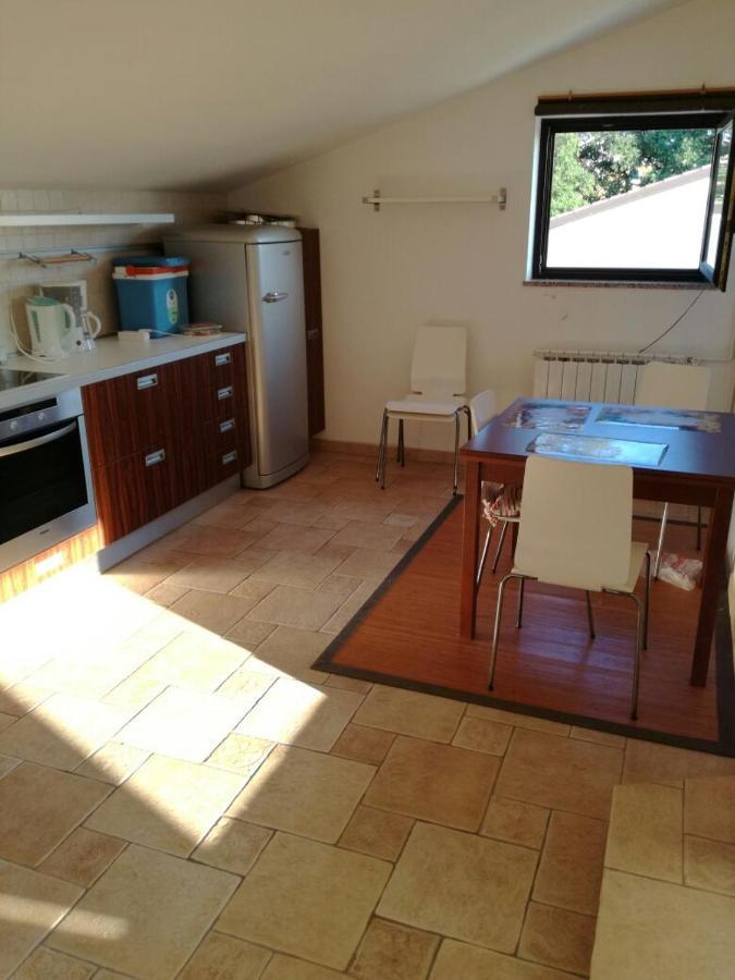 Nice, Cosy Studio Apartment With Shared Outdoor Pool بنجول المظهر الخارجي الصورة