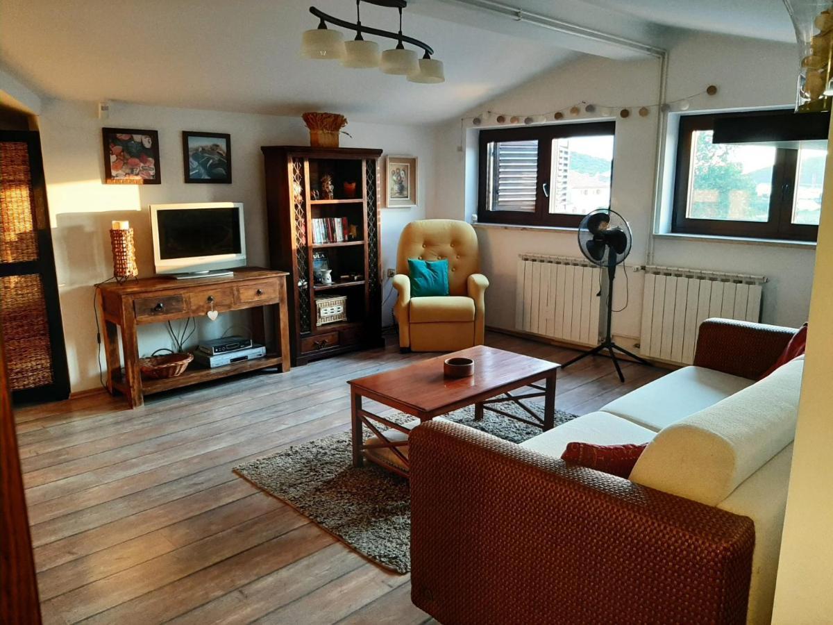 Nice, Cosy Studio Apartment With Shared Outdoor Pool بنجول المظهر الخارجي الصورة