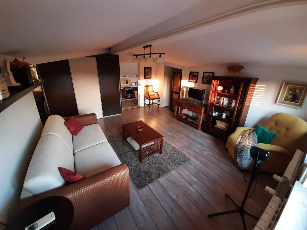 Nice, Cosy Studio Apartment With Shared Outdoor Pool بنجول المظهر الخارجي الصورة